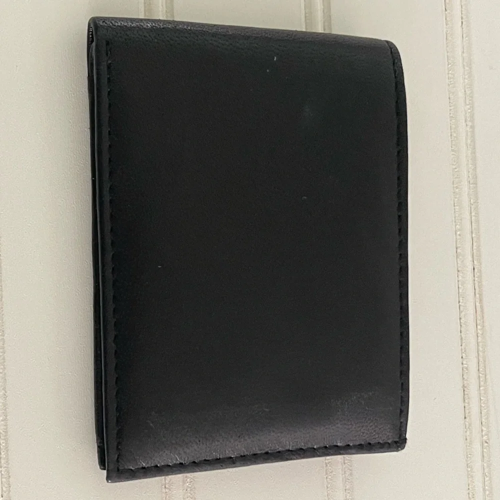 NWOT Black Leather Unbranded Bi-Fold Wallet Card Holder